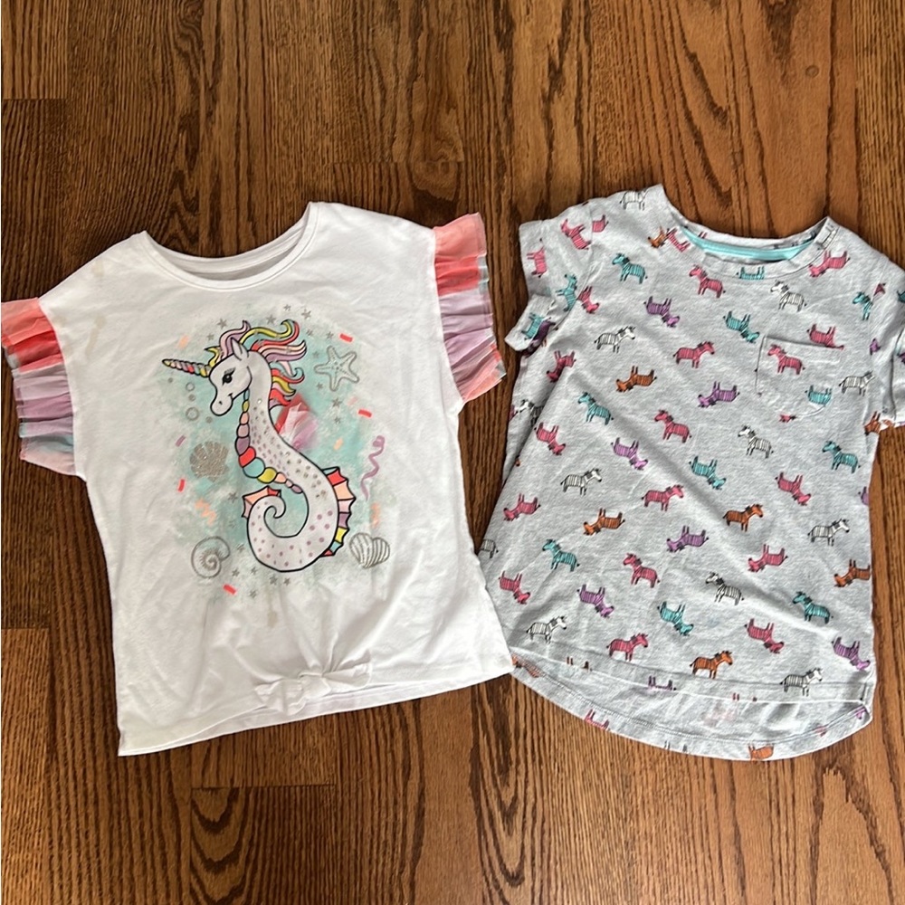 ❤️3/$20❤️ 7/8 girls shirts